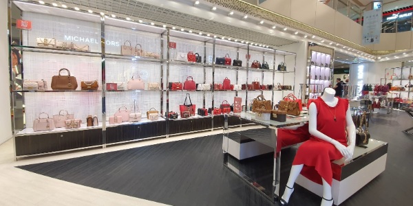 Michael Kors IMM Outlet Storewide Up to 70% + Additional Up to 30% Off